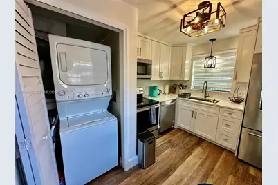 1710 NE 5th Ct #1712, Fort Lauderdale, FL 33301 - Photo 10