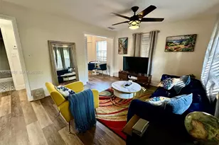 1710 NE 5th Ct, Fort Lauderdale, FL 33301 - Photo 2