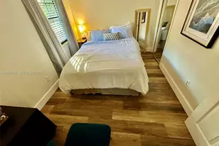 1710 NE 5th Ct, Fort Lauderdale, FL 33301 - Photo 12