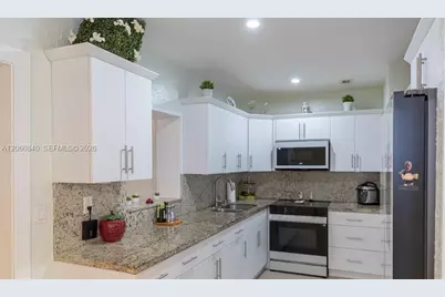1655 NW 124th St, North Miami, FL 33167 - Photo 4