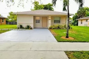 2761 NW 6th St, Pompano Beach, FL 33069 - Photo 1