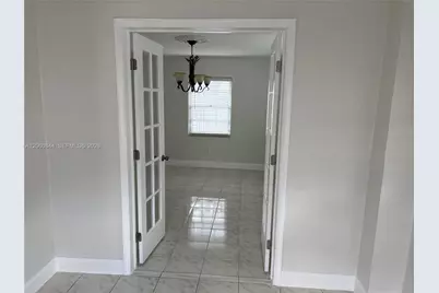 421 NW 57th Ct #1, Miami, FL 33126 - Photo 6