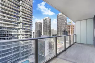 1010 Brickell Ave, Miami, FL 33131 - Photo 10