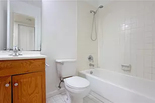 753 NW 103rd Terrace, Pembroke Pines, FL 33026 - Photo 6