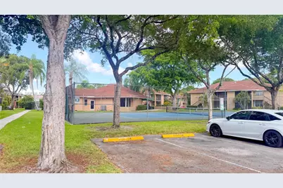 753 NW 103rd Ter #202, Pembroke Pines, FL 33026 - Photo 12