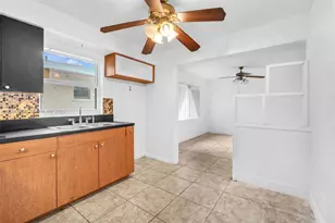 2301 SW 48th Ave, West Park, FL 33023 - Photo 4