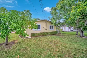 2301 SW 48th Ave, West Park, FL 33023 - Photo 16