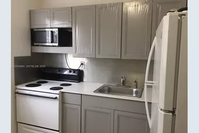 1800 NW 19th St #1, Miami, FL 33125 - Photo 6