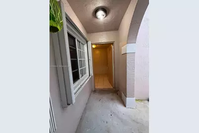 11748 SW 17th Ct, Miramar, FL 33025 - Photo 6