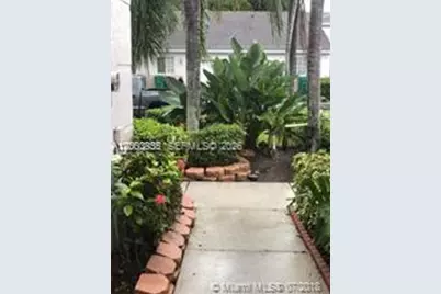 11748 SW 17th Ct, Miramar, FL 33025 - Photo 2