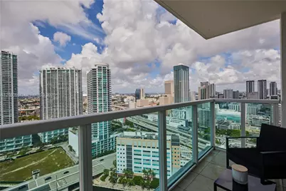 31 SE 5th St #3201, Miami, FL 33131 - Photo 16