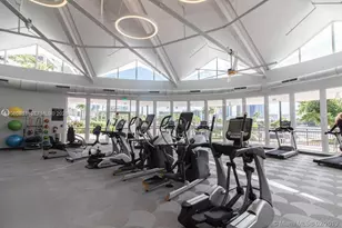 600 Three Islands Boulevard, Hallandale Beach, FL 33009 - Photo 18