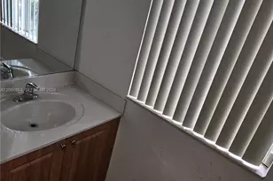 1442 SE 24th Ct, Homestead, FL 33035 - Photo 20