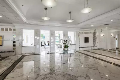 5700 Collins Ave #15D, Miami Beach, FL 33140 - Photo 46
