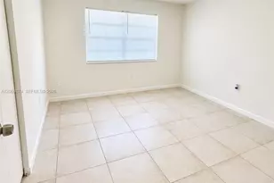 4073 SW 52nd St, Dania Beach, FL 33314 - Photo 8