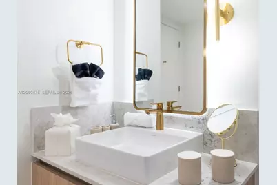 159 NE 6th St #3413, Miami, FL 33132 - Photo 22