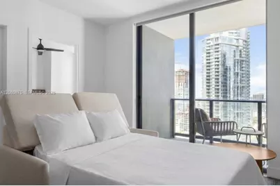 159 NE 6th St #3413, Miami, FL 33132 - Photo 16