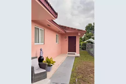 628 W 17th St #628, Hialeah, FL 33010 - Photo 1