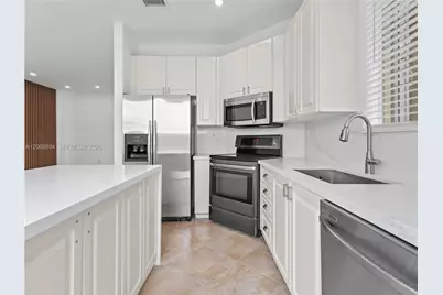 5502 NW 112th Ct #5502, Doral, FL 33178 - Photo 8