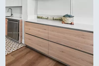 1502 Jefferson Avenue #301, Miami Beach, FL 33139 - Photo 6
