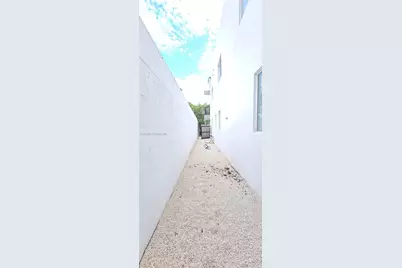 3675 Thomas Ave #3675, Miami, FL 33133 - Photo 32