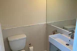 6045 NW 186th St, Hialeah, FL 33015 - Photo 2