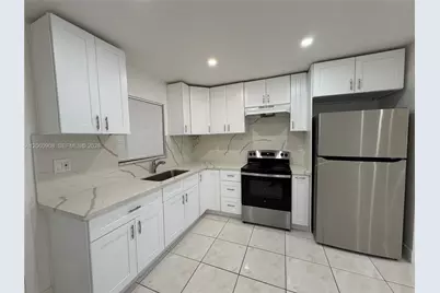 732 SW 6th St #732, Dania Beach, FL 33004 - Photo 2