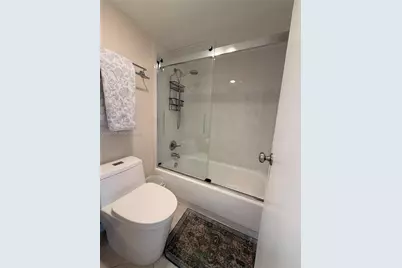 3375 N Country Club Dr #602, Aventura, FL 33180 - Photo 6