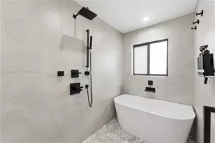 251 NE 95th St, Miami Shores, FL 33138 - Photo 8