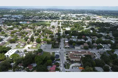 180 NW 67th St, Miami, FL 33150 - Photo 22
