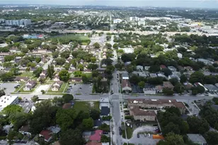 180 NW 67th St, Miami, FL 33150 - Photo 22