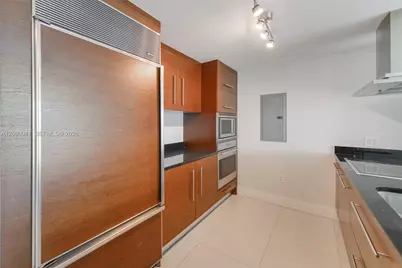 495 Brickell Ave #5205, Miami, FL 33131 - Photo 10