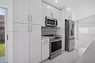 15772 SW 74th Ln, Miami, FL 33193 - Photo 14
