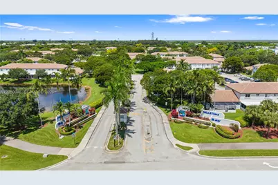 634 NW 208th Dr, Pembroke Pines, FL 33029 - Photo 40