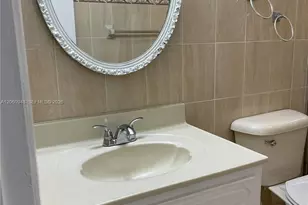 920 NE 199th St, Miami, FL 33179 - Photo 12