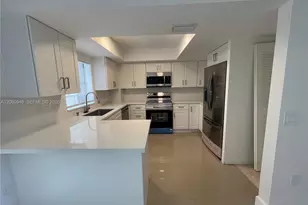 12370 SW 52nd Pl, Cooper City, FL 33330 - Photo 6