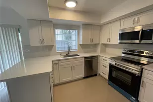 12370 SW 52nd Pl, Cooper City, FL 33330 - Photo 8