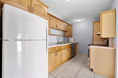 2028 SW 103rd Ct #2028, Miami, FL 33165 - Photo 4