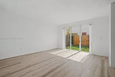 975 NE 42nd Ter #975, Homestead, FL 33033 - Photo 14