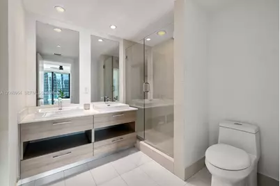 1300 S Miami Ave #2103, Miami, FL 33130 - Photo 16