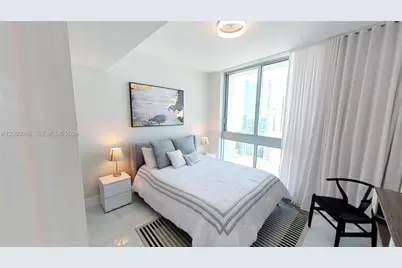 350 S Miami Ave #3902, Miami, FL 33130 - Photo 14