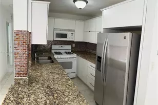 2201 Brickell Ave, Miami, FL 33129 - Photo 4