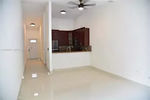 18954 NW 67th Pl, Hialeah, FL 33015 - Photo 4