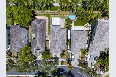 371 NE 32nd Ter, Homestead, FL 33033 - Photo 6