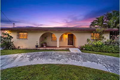 430 SE 7th Ave, Hialeah, FL 33010 - Photo 2