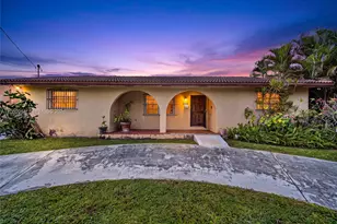430 SE 7th Ave, Hialeah, FL 33010 - Photo 2