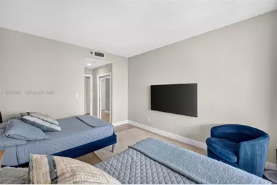 2000 Island Blvd #3010, Aventura, FL 33160 - Photo 30