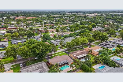 7460 NW 13th St, Plantation, FL 33313 - Photo 36