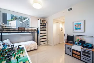 488 NE 18th St, Miami, FL 33132 - Photo 12