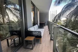 88 SW 7th St, Miami, FL 33130 - Photo 2